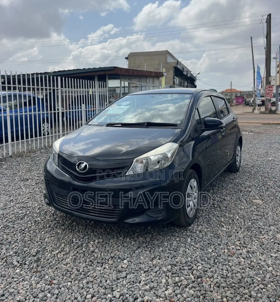 Toyota Vitz 2014 Black