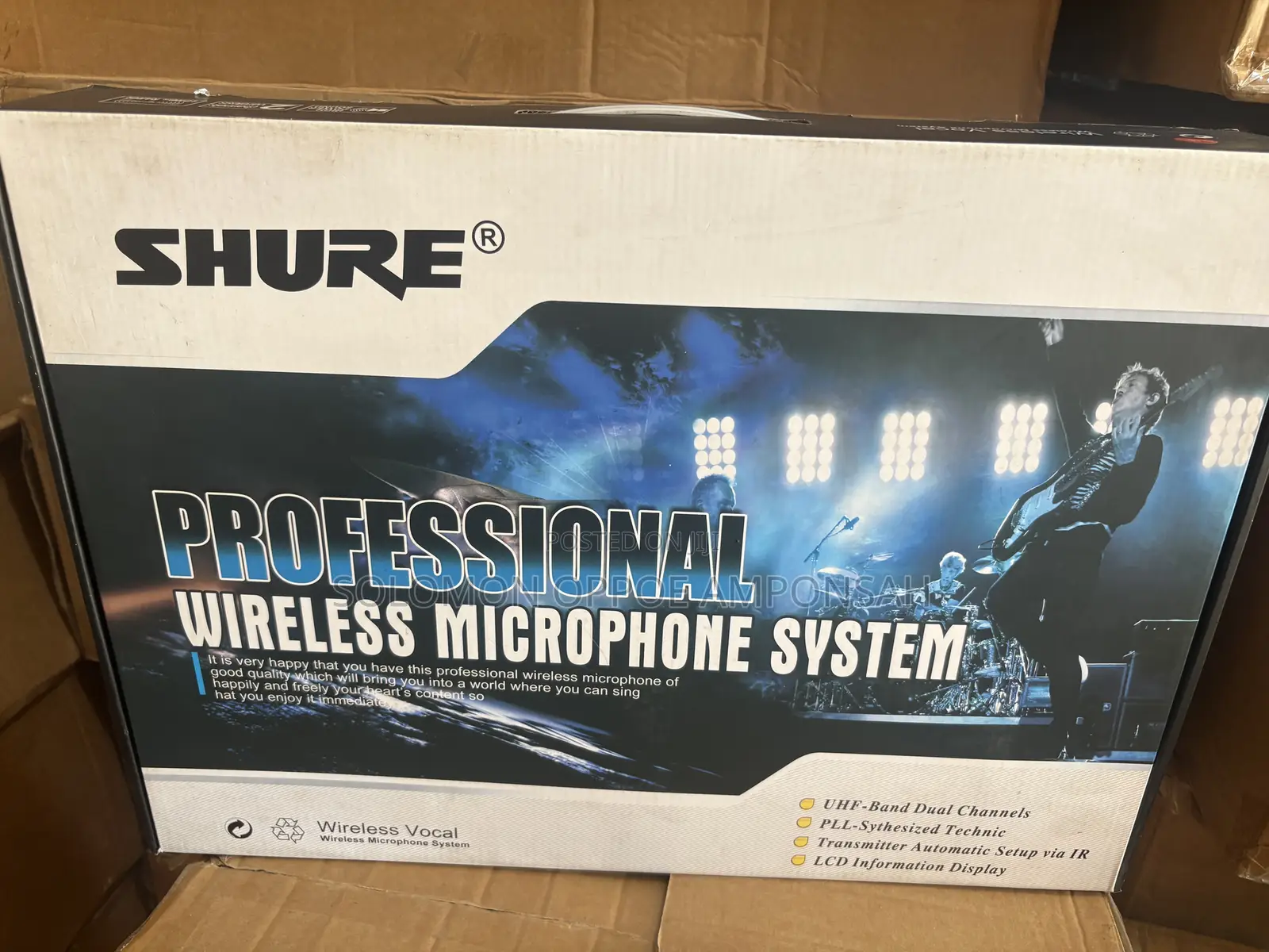 Shure Professional Wireless Microphone System Box
