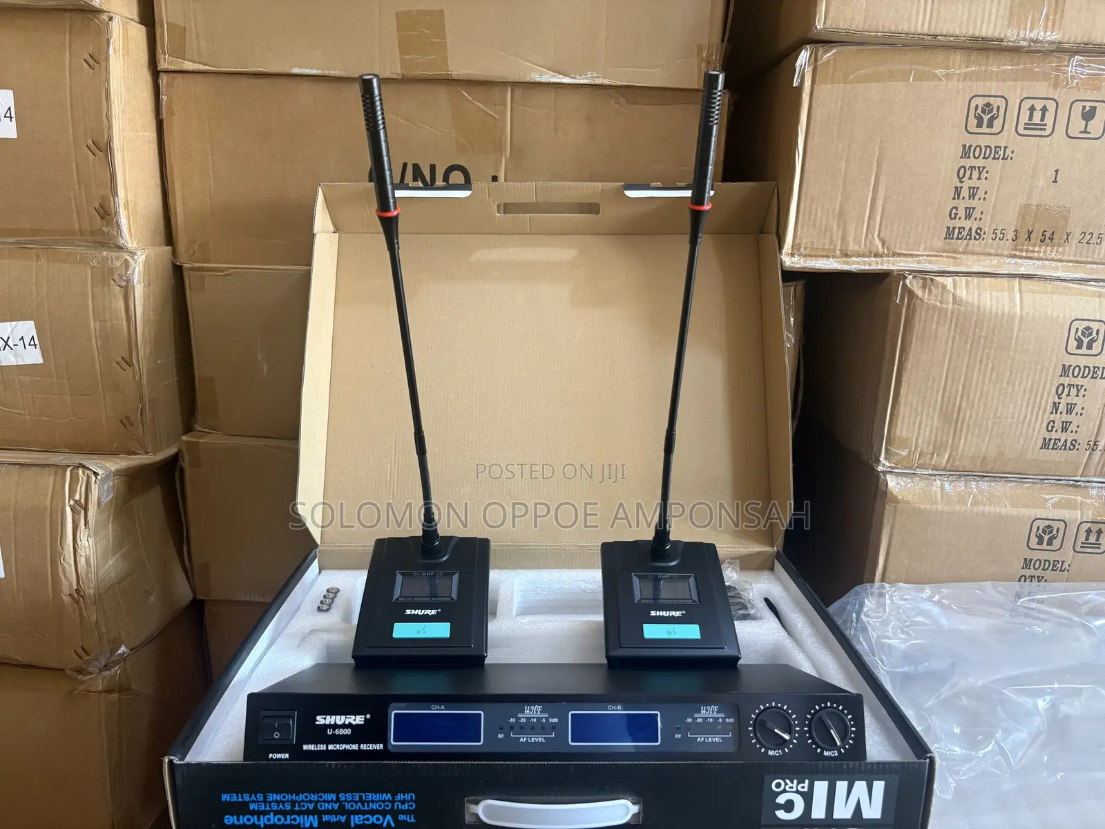 Shure Professional Wireless Microphone System Box