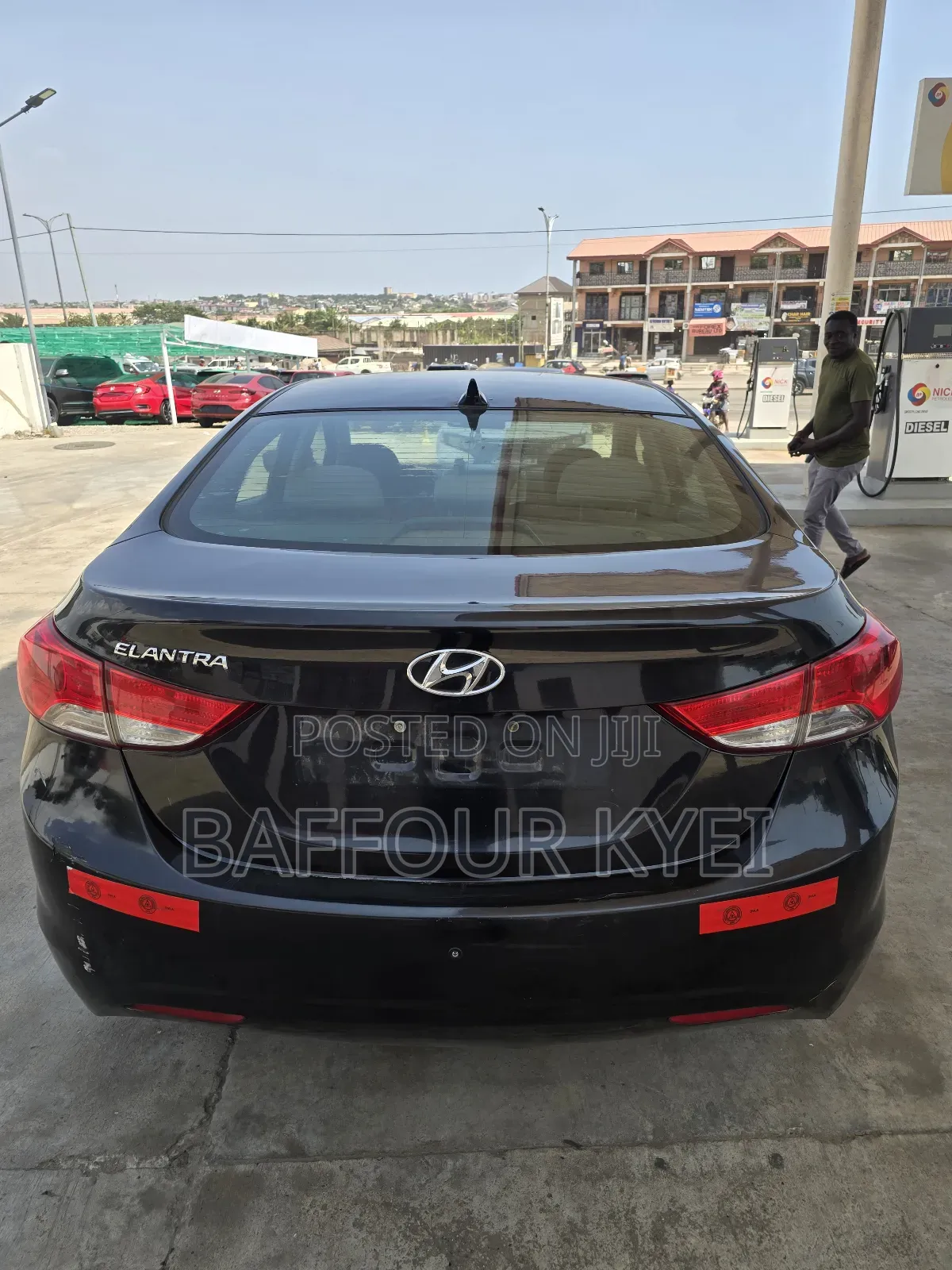 Hyundai Elantra Limited Sedan FWD (1.8L 4cyl 6A) 2013 Black