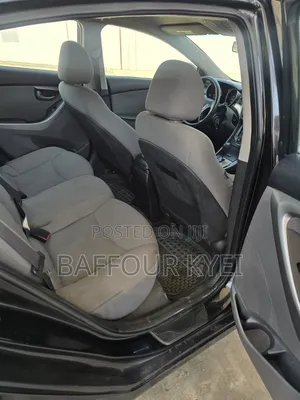 Hyundai Elantra Limited Sedan FWD (1.8L 4cyl 6A) 2013 Black