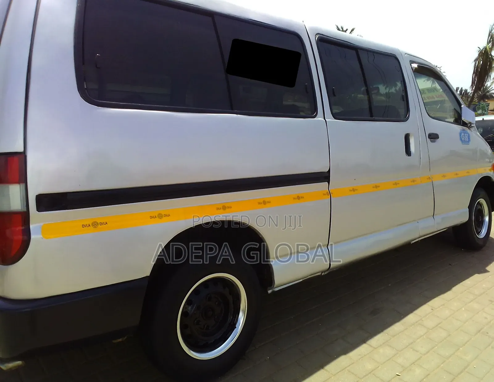 Toyota HiAce 2016 Grey