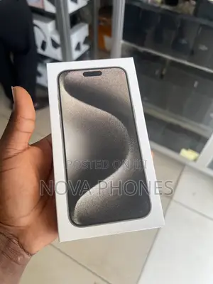 New Apple iPhone 15 Pro Max 256 GB Black