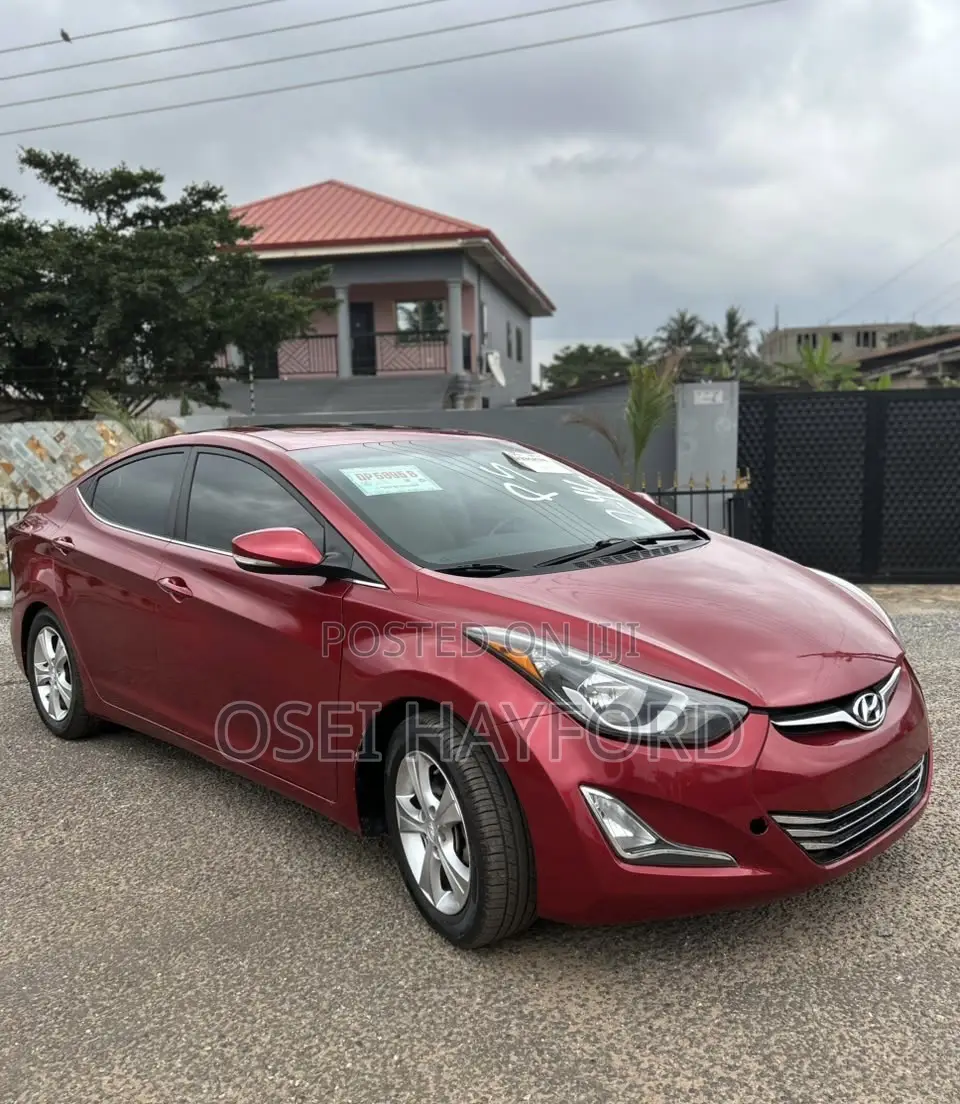 Hyundai Elantra 2015 Red