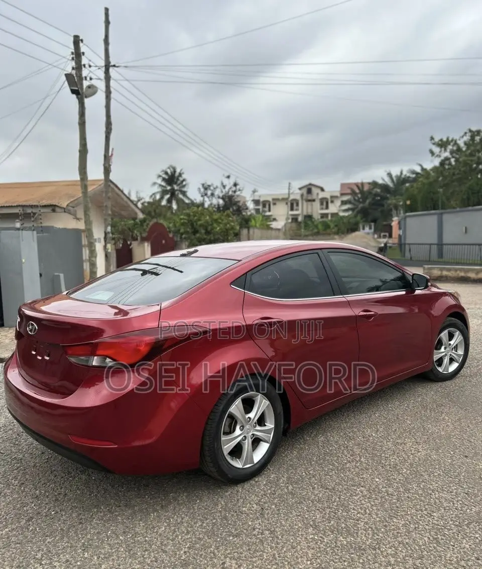 Hyundai Elantra 2015 Red