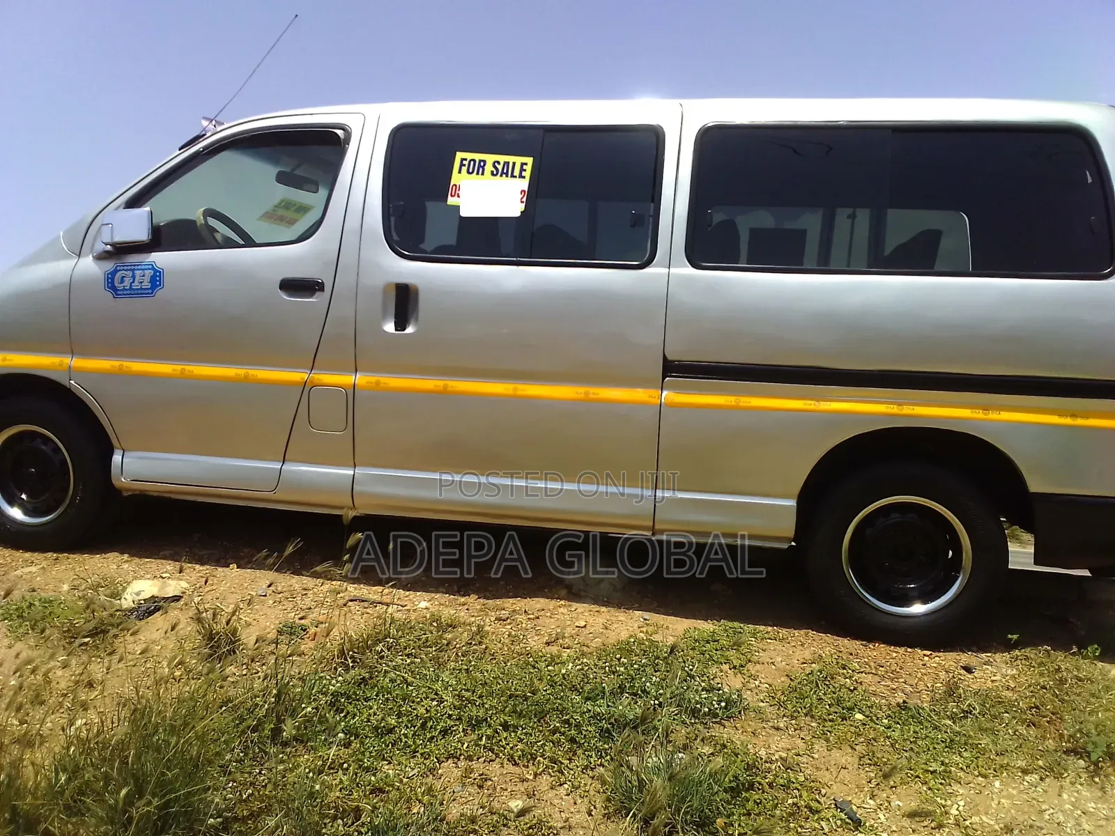 Toyota HiAce 2016 Grey
