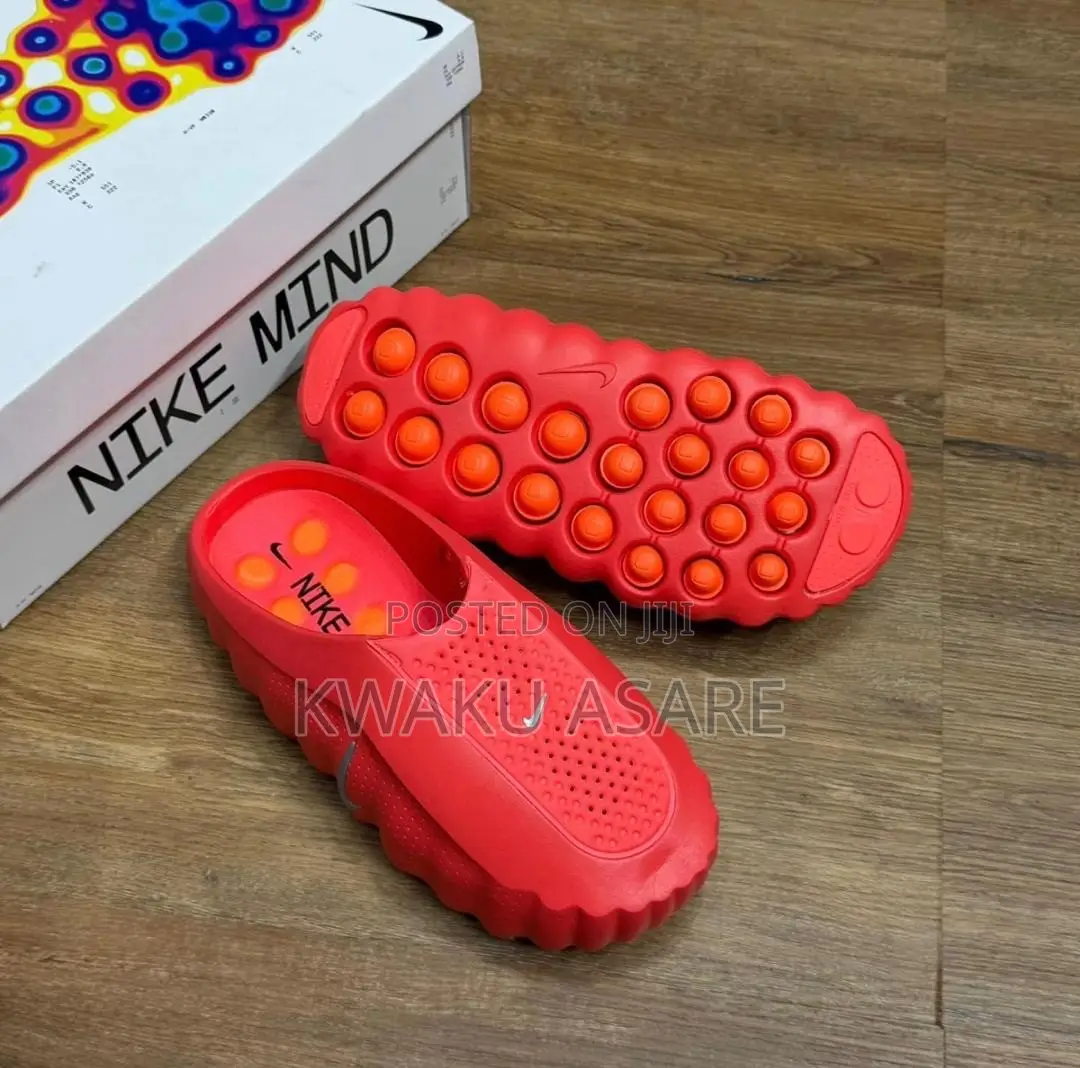 Nike Mind 001 Pregame Mule / Recovery Slide