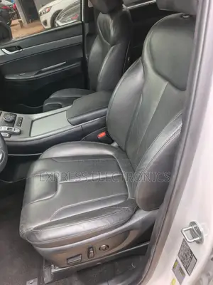 Hyundai Palisade 2021 White