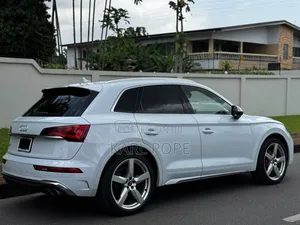 Audi Q5 2023 White