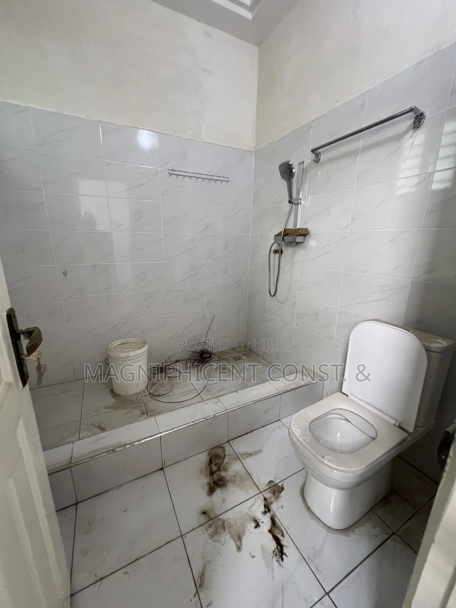 1bdrm Apartment in School Junction, Ashaley Botwe for rent