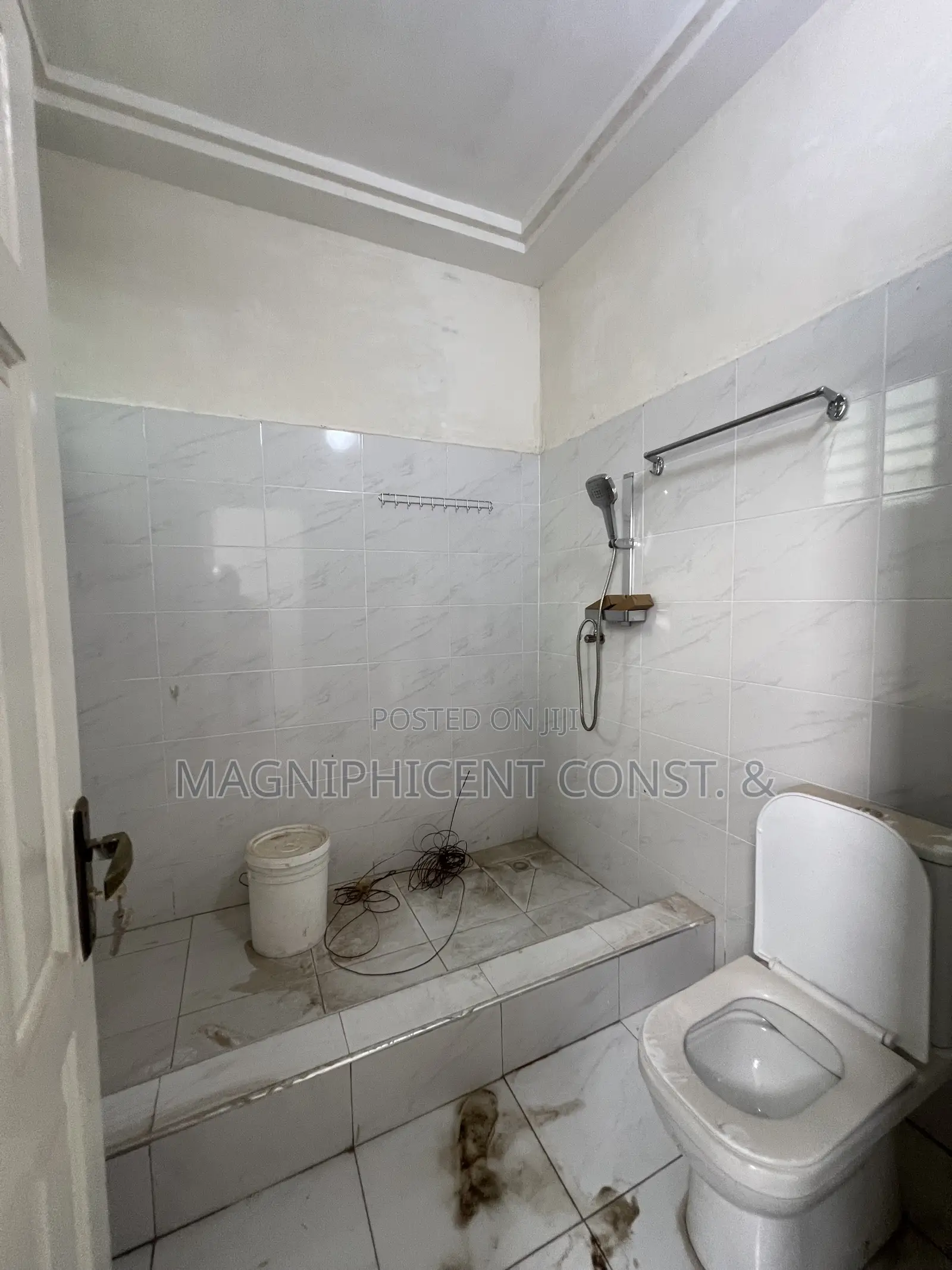 1bdrm Apartment in School Junction, Ashaley Botwe for rent