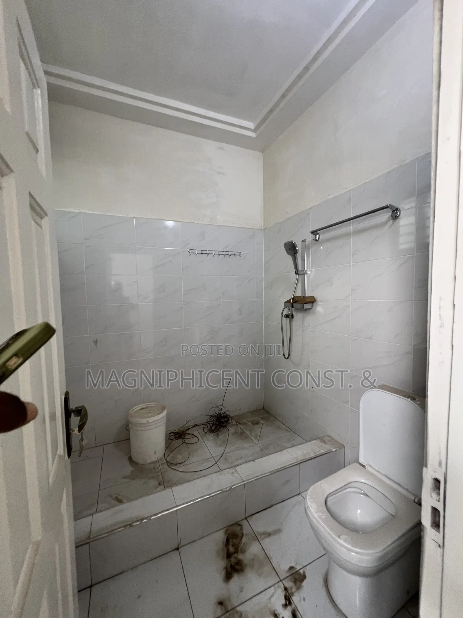 1bdrm Apartment in School Junction, Ashaley Botwe for rent