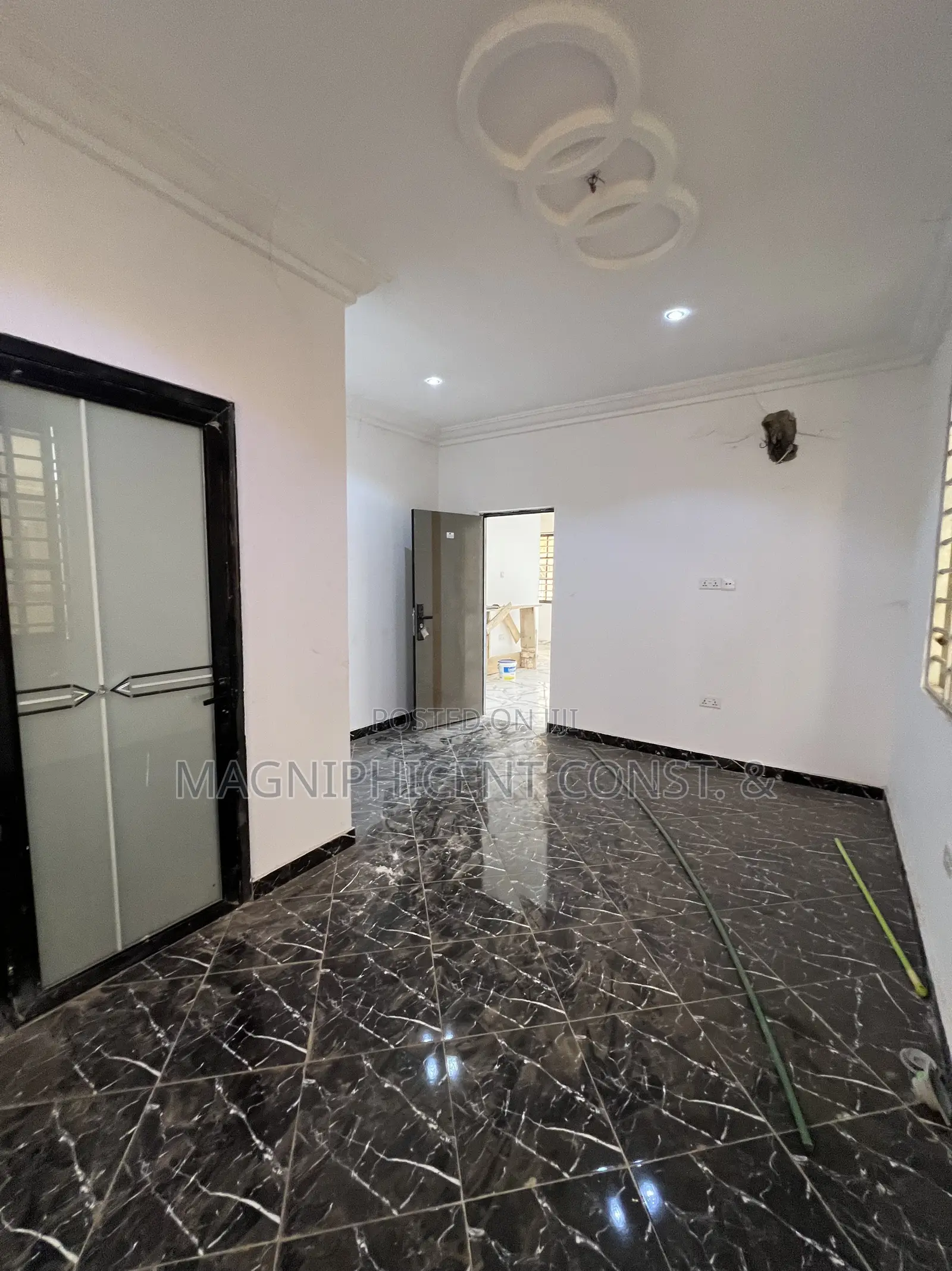 3bdrm Apartment in Lakeside, Ashaley Botwe for rent