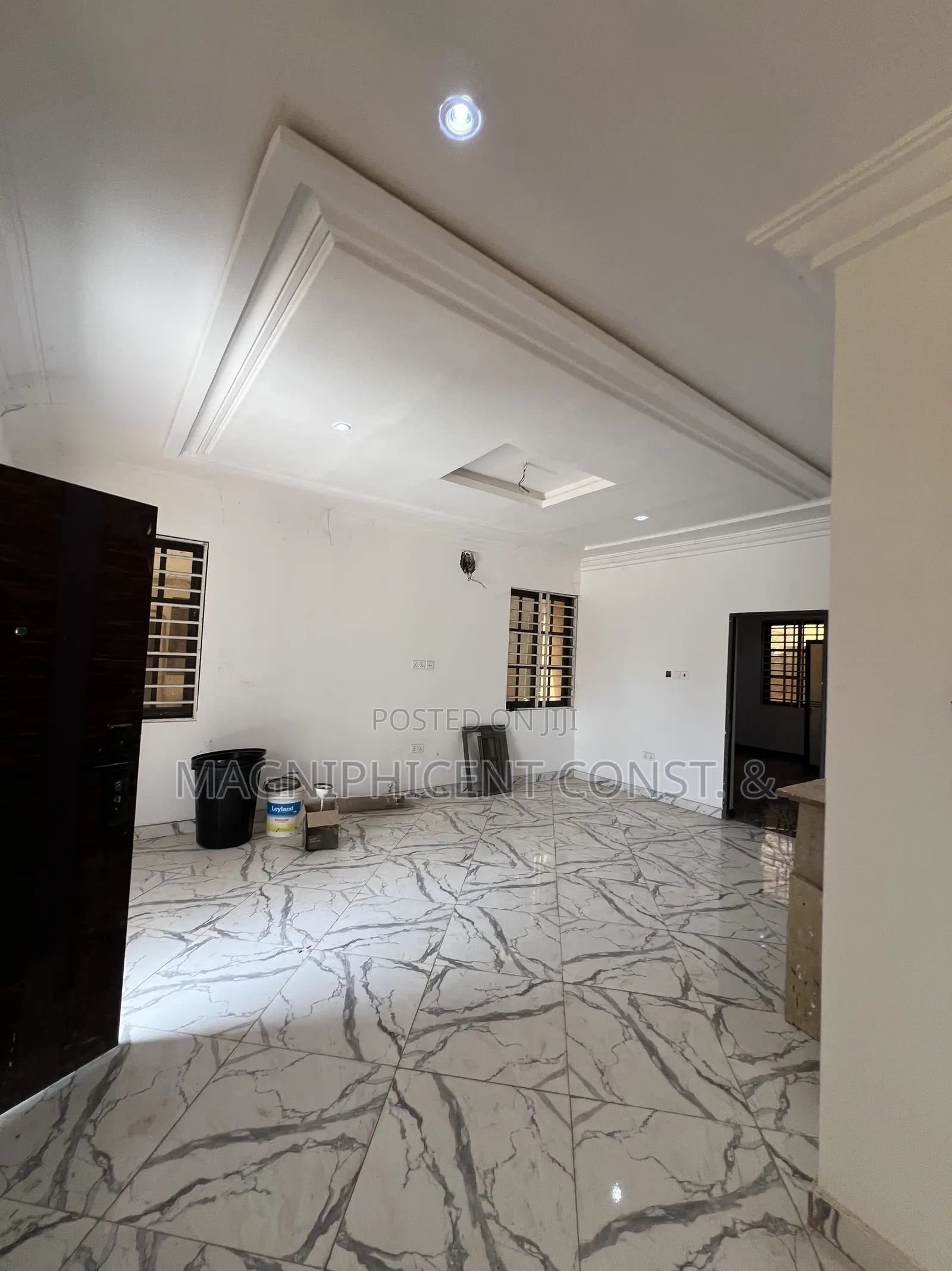 3bdrm Apartment in Lakeside, Ashaley Botwe for rent
