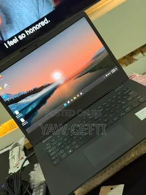 Laptop Dell Vostro 14 3401 8GB Intel Core i3 SSHD+SSD 128GB