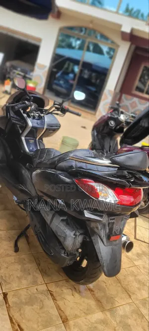Yamaha Majesty 2018 Black