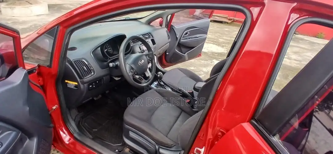 Kia Rio LX 4dr Hatchback (1.6L 4cyl 6A) 2014 Red