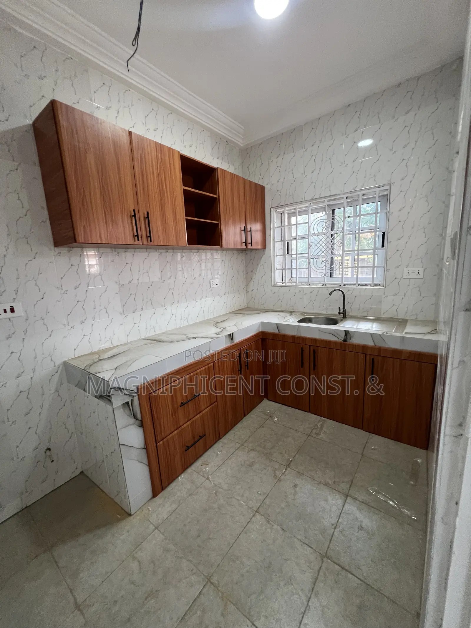 2bdrm Apartment in Lakeside, Ashaley Botwe for rent