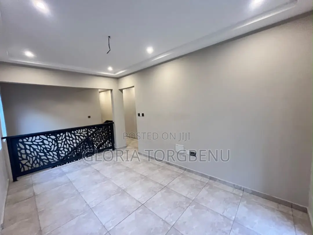 3bdrm House in Oyarifa for rent