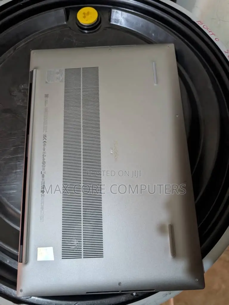 Desktop Computer Dell Precision 5720 32GB Intel Core i7 SSD 1T