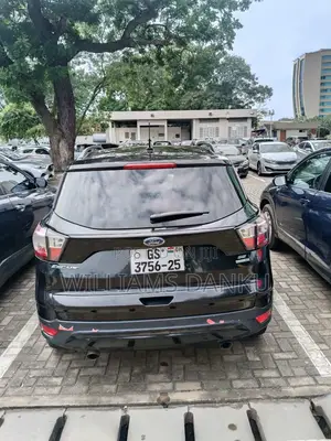 Ford Escape S FWD 2017 Black