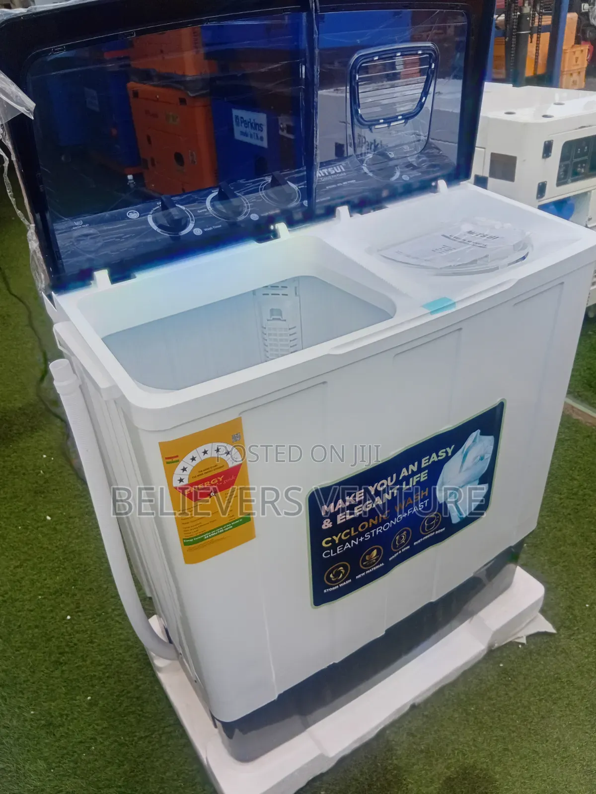 Mitsui 11kg Washing Machine – Clean Clothes With Less Effort