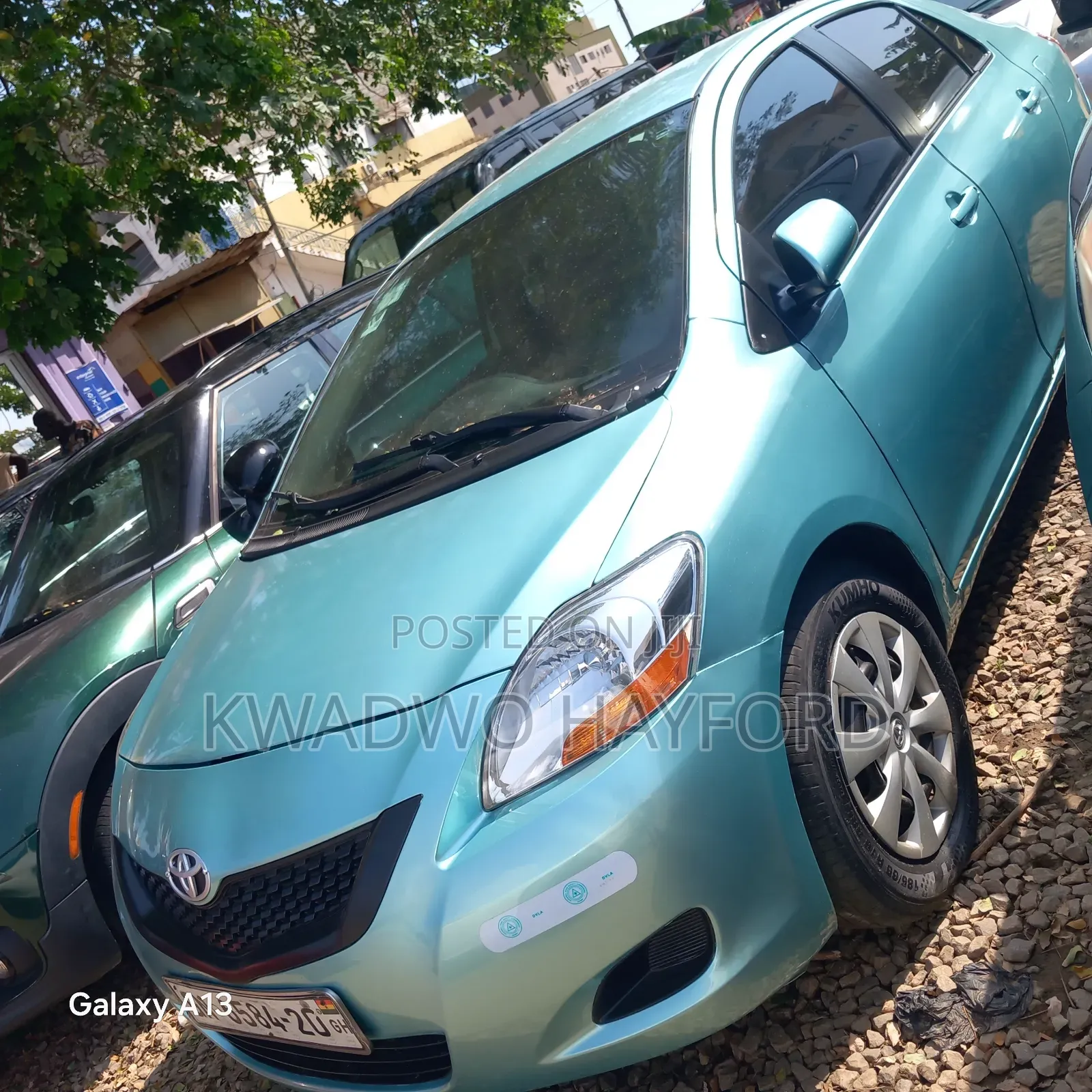 Toyota Yaris Base Sedan 4dr 2010 Green