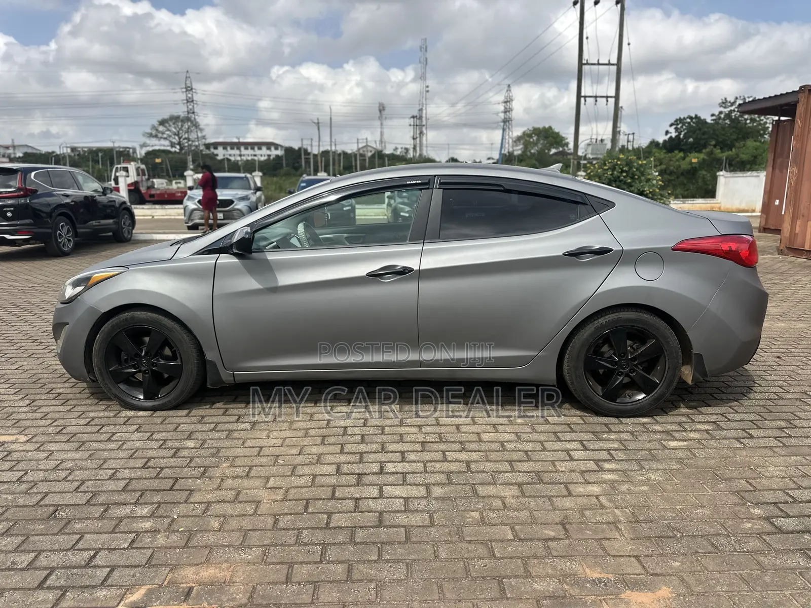 Hyundai Elantra Limited Sedan FWD (1.8L 4cyl 6A) 2013 Gray