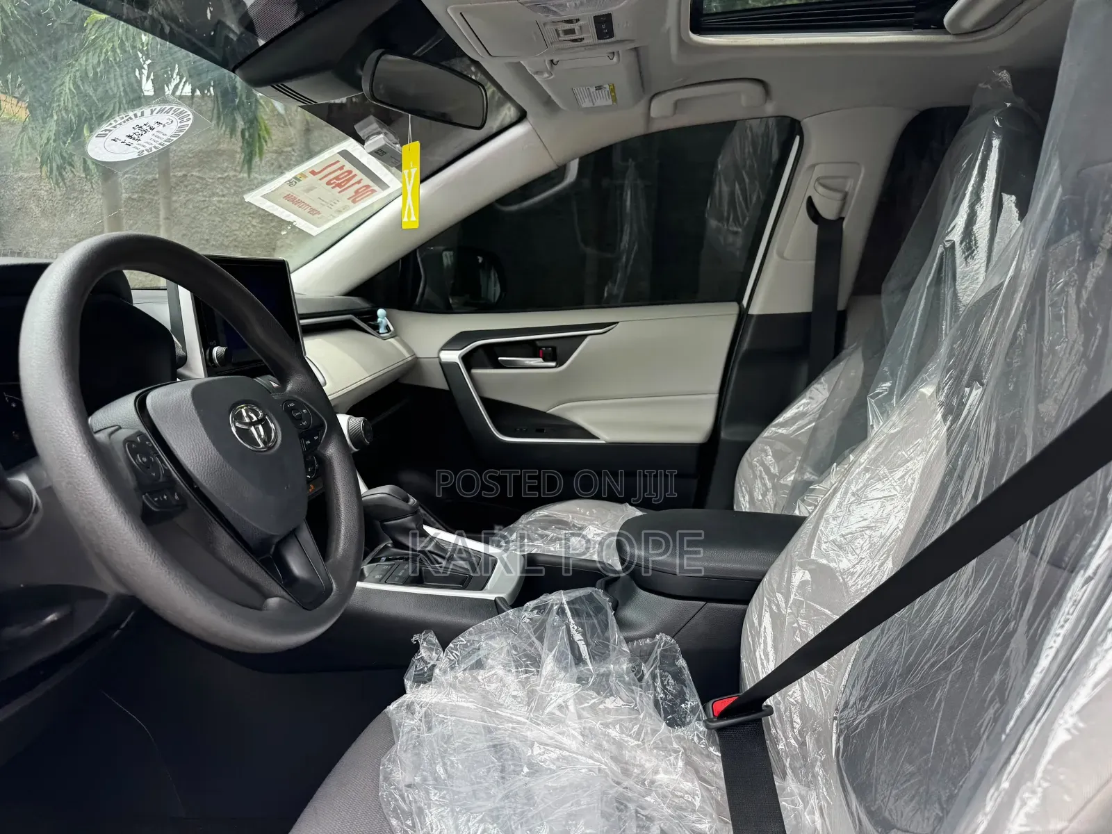 Toyota RAV4 2025 White