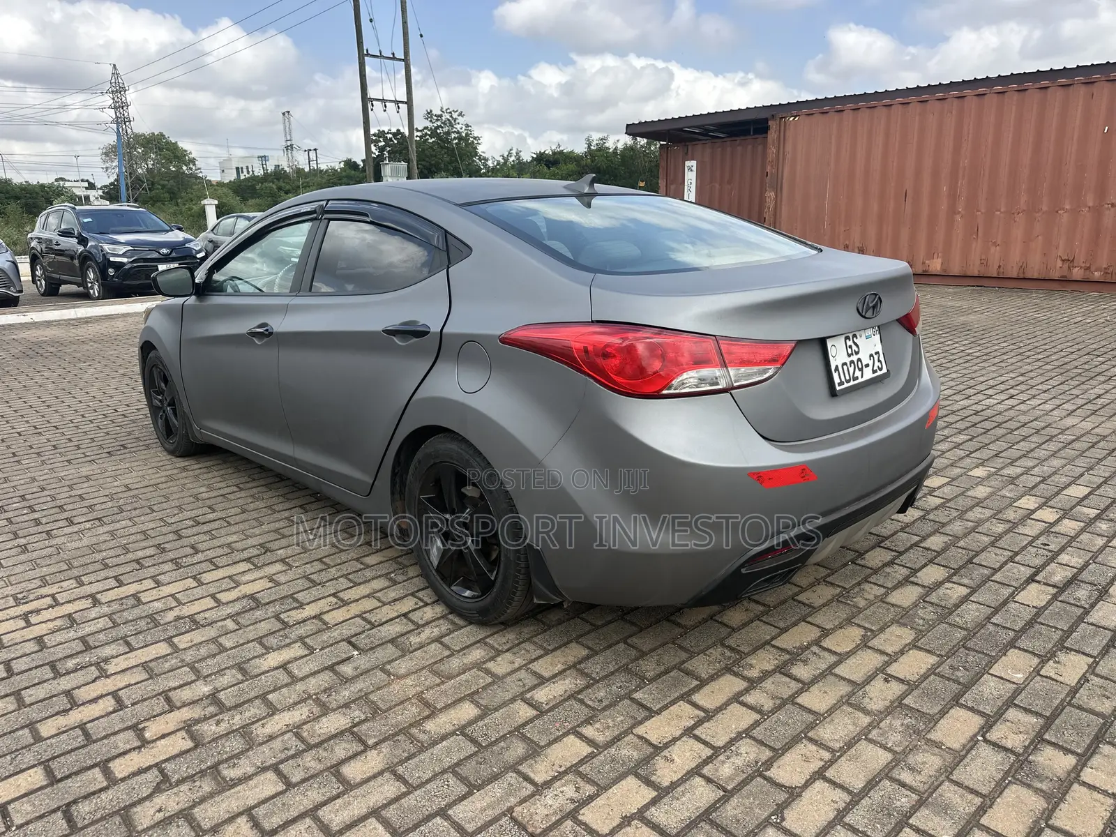 Hyundai Elantra Limited Sedan FWD (1.8L 4cyl 6A) 2013 Gray