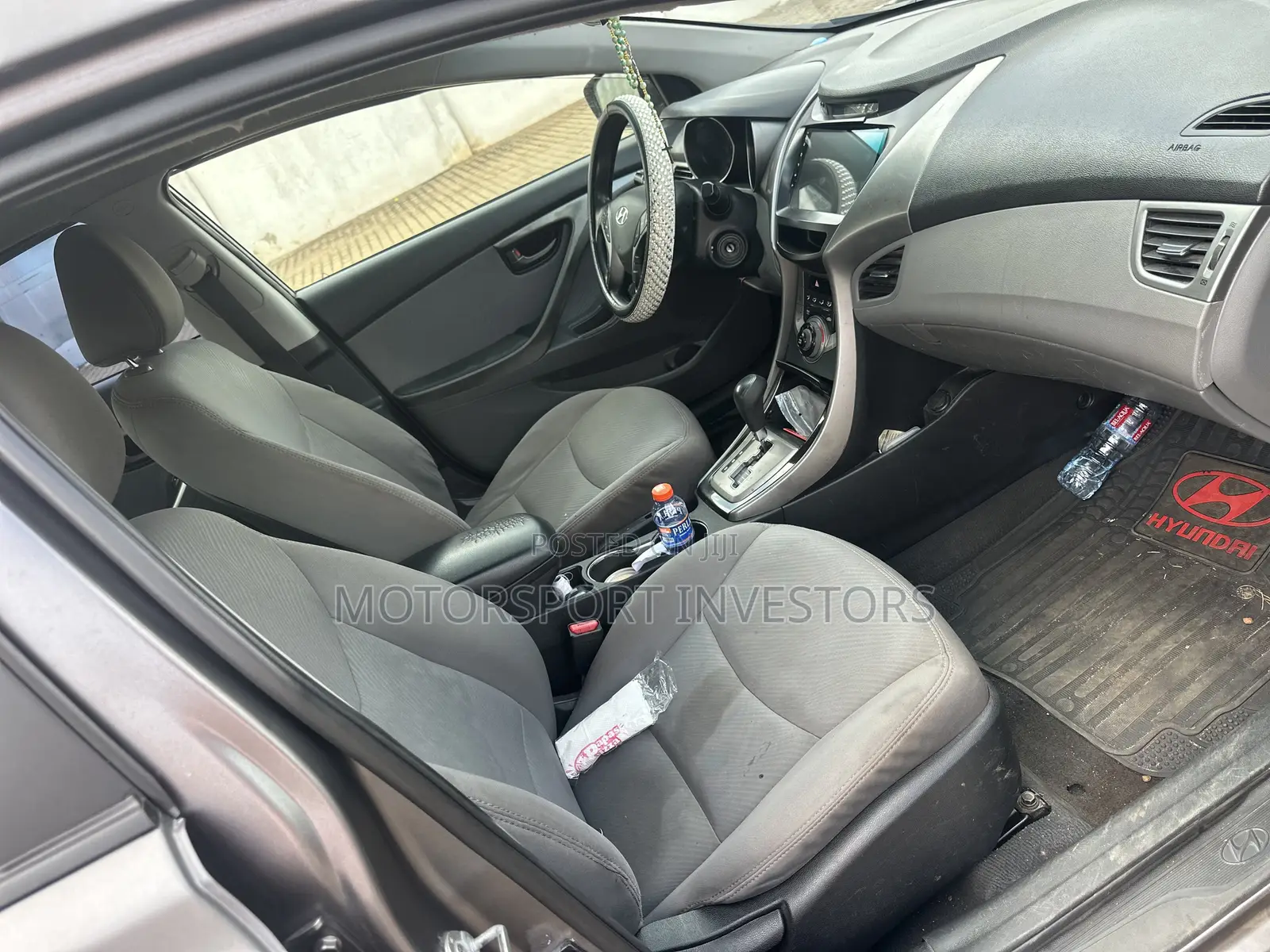 Hyundai Elantra Limited Sedan FWD (1.8L 4cyl 6A) 2013 Gray