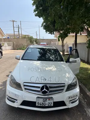 Mercedes-Benz C300 2013 White
