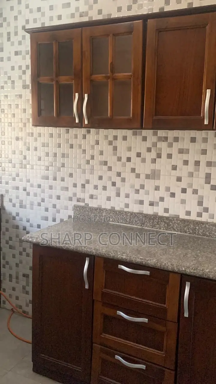5bdrm Duplex in Kasoa Tuba, Toll Booth for rent