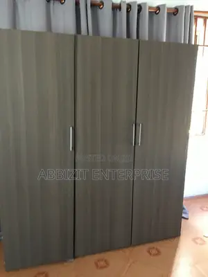 3 in 1 Wadrobe