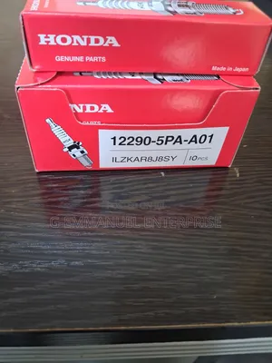 ILZKAR8J8SY. HONDA CR-V 2020 1.5T Spark Plugs. Original