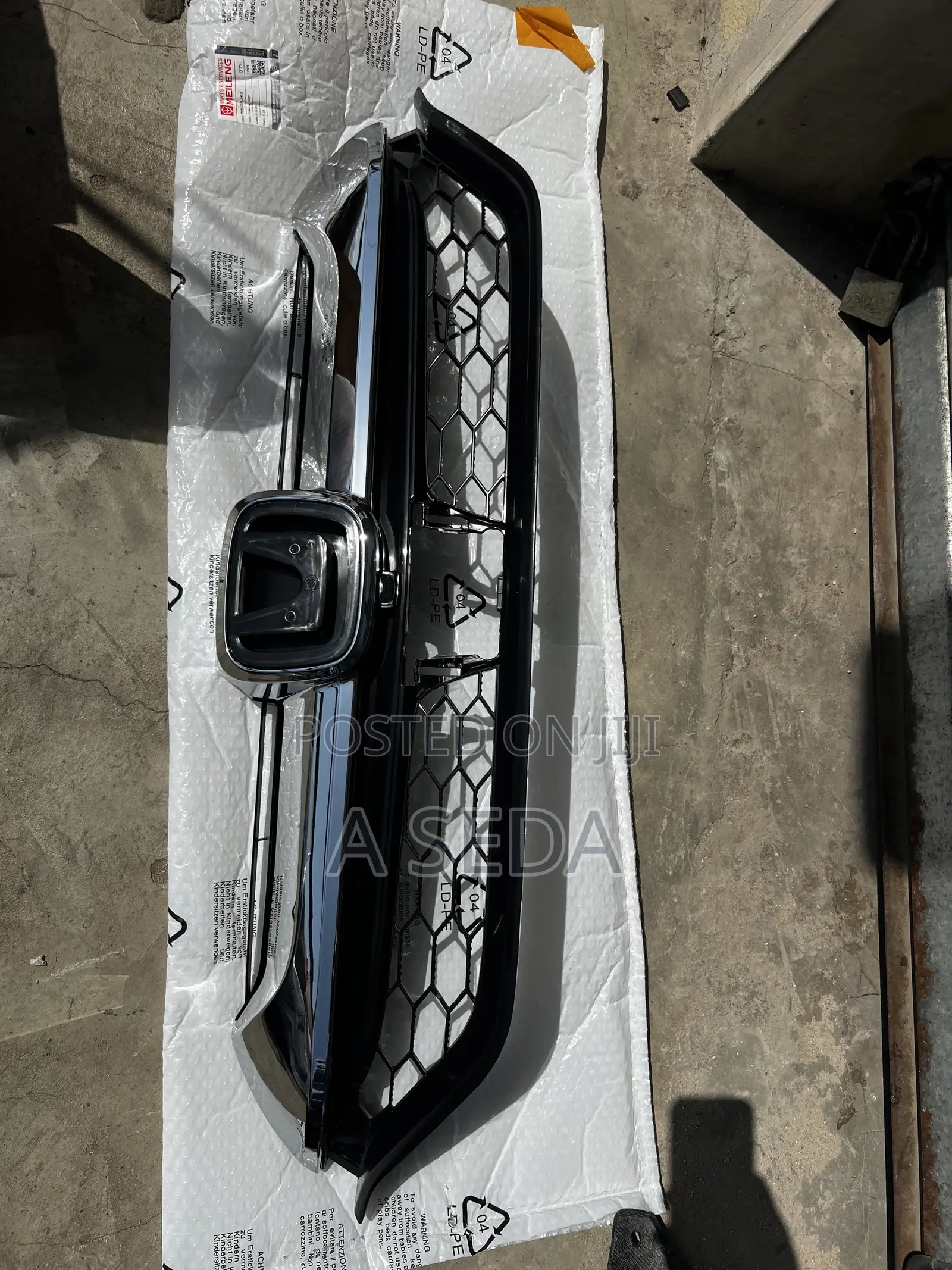 Honda CRV 2017 2018 2019 Front Bumper Shells Grill