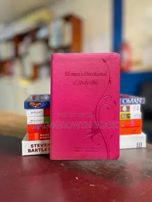 Good News Translation Women's Devotional and Study Bible