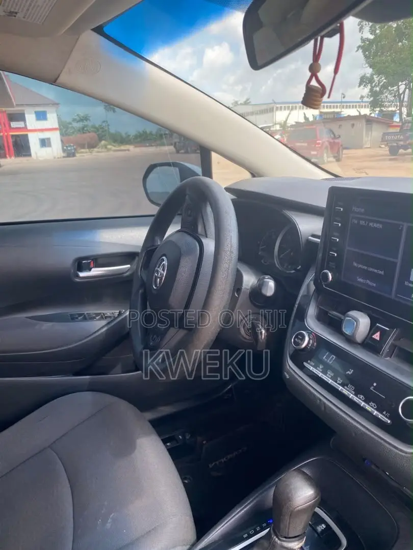 Toyota Corolla 2020 White