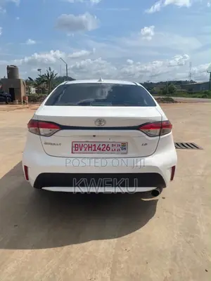Toyota Corolla 2020 White
