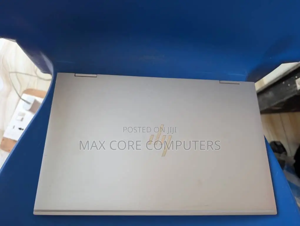 Laptop HP EliteBook 1030 16GB Intel Core i7 SSD 512GB