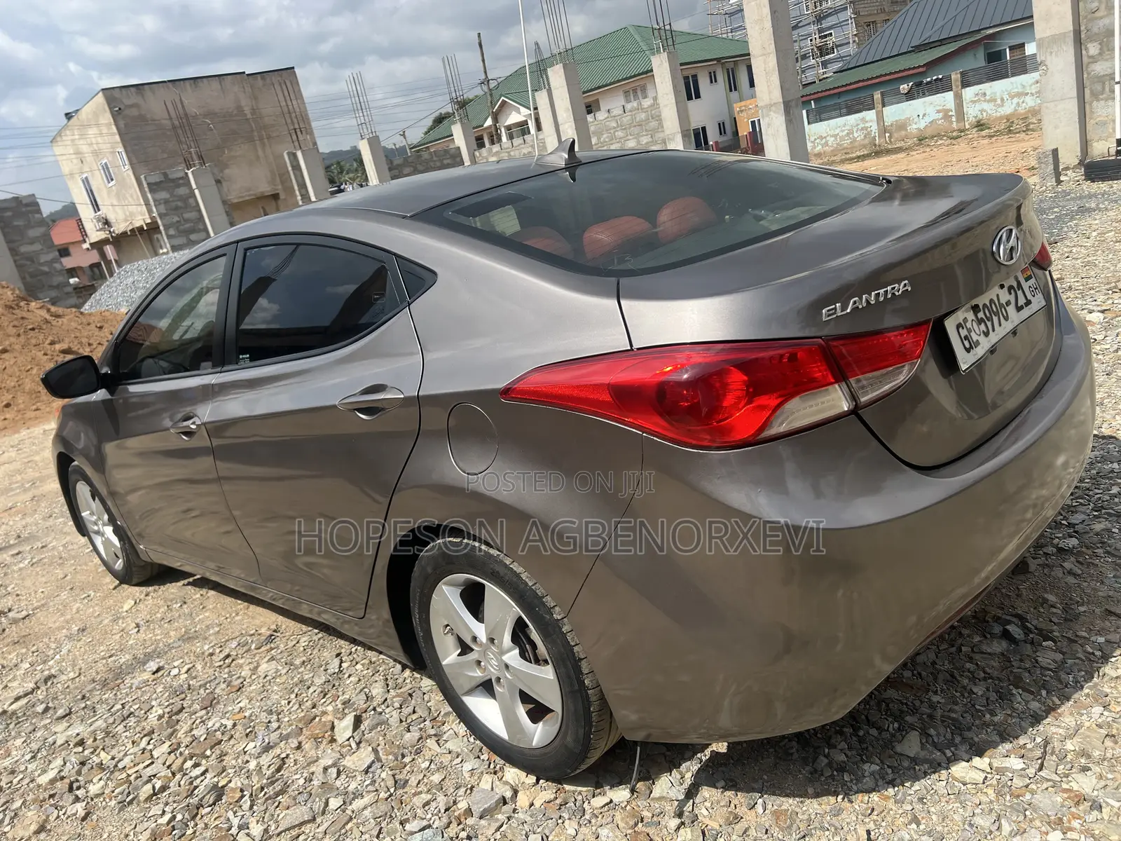 Hyundai Elantra Limited Sedan FWD (1.8L 4cyl 6A) 2013 Gray