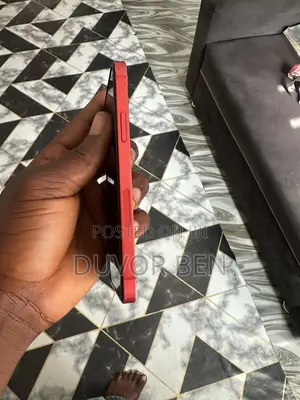 Apple iPhone 12 64 GB Red
