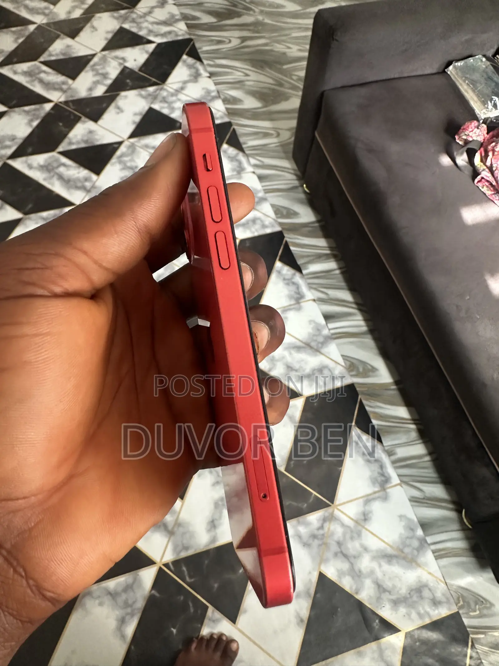 Apple iPhone 12 64 GB Red