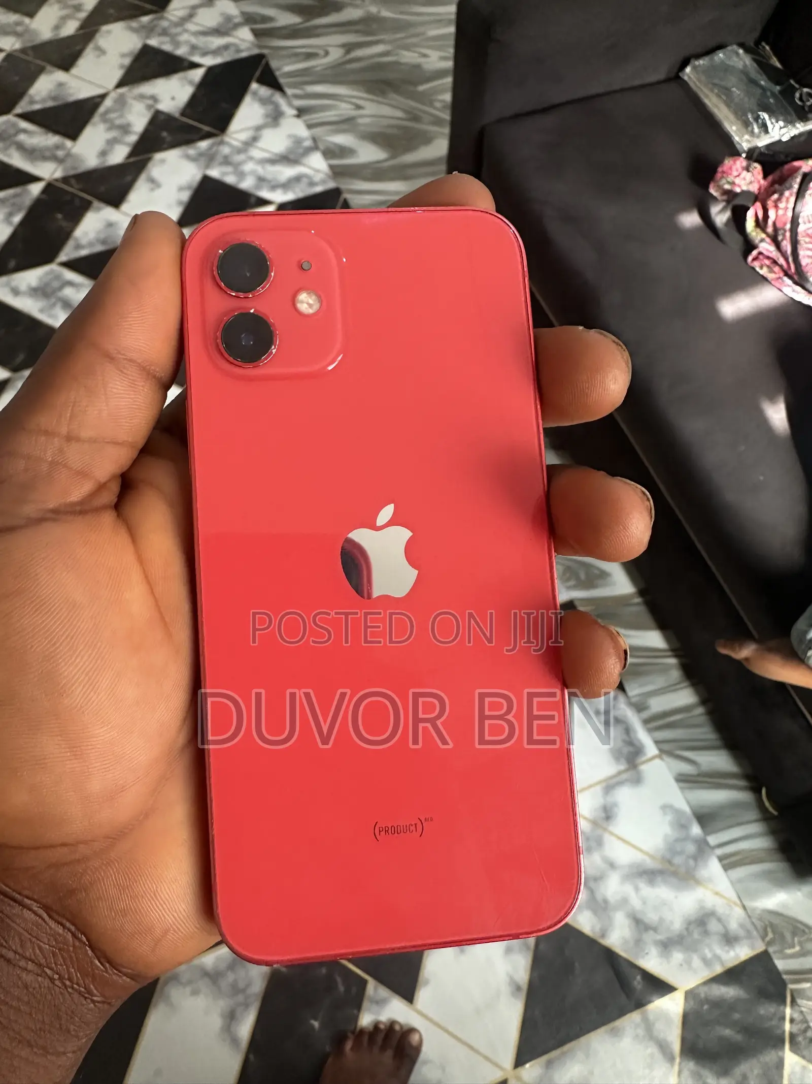 Apple iPhone 12 64 GB Red