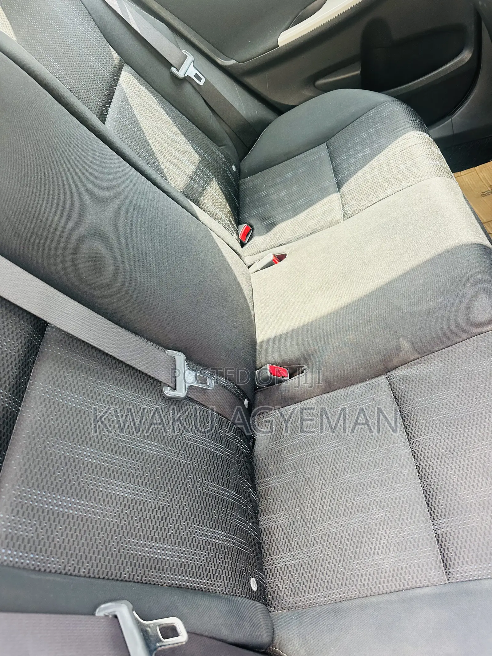Toyota Corolla L 4-Speed Automatic 2013 Black