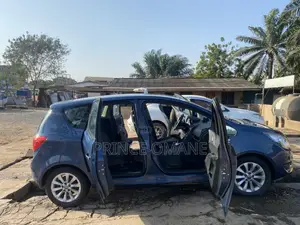Opel Meriva 2016 Blue