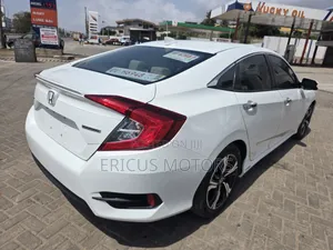 Honda Civic Touring 4dr Sedan (1.5L 4cyl) 2016 White