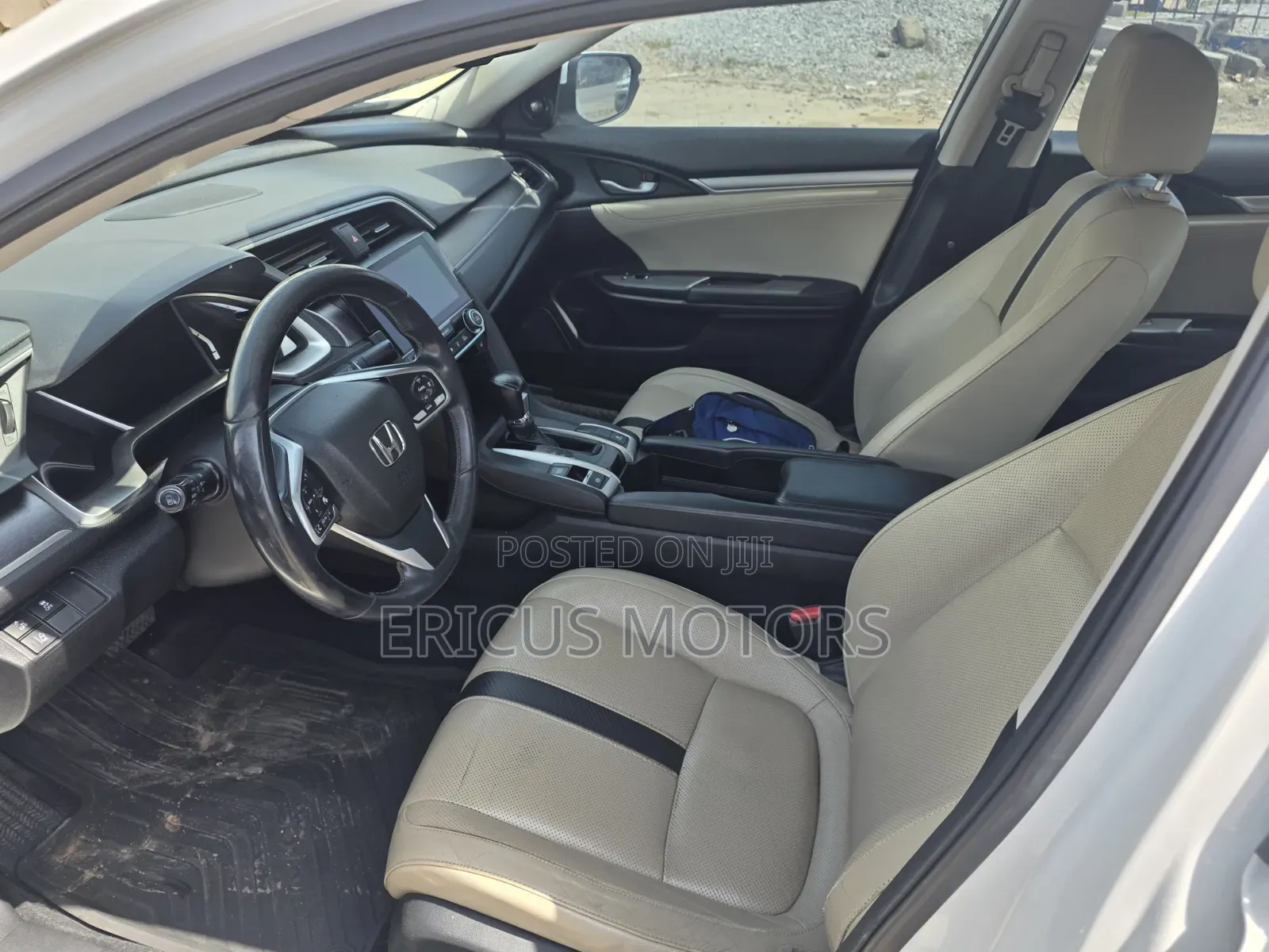 Honda Civic Touring 4dr Sedan (1.5L 4cyl) 2016 White