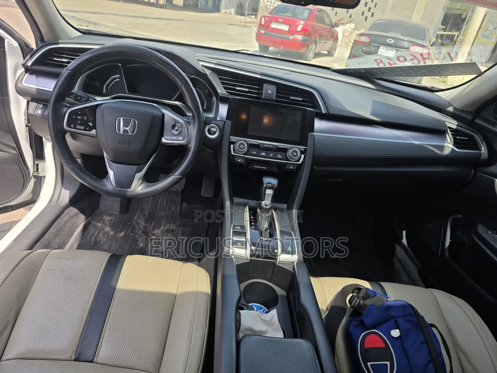 Honda Civic Touring 4dr Sedan (1.5L 4cyl) 2016 White