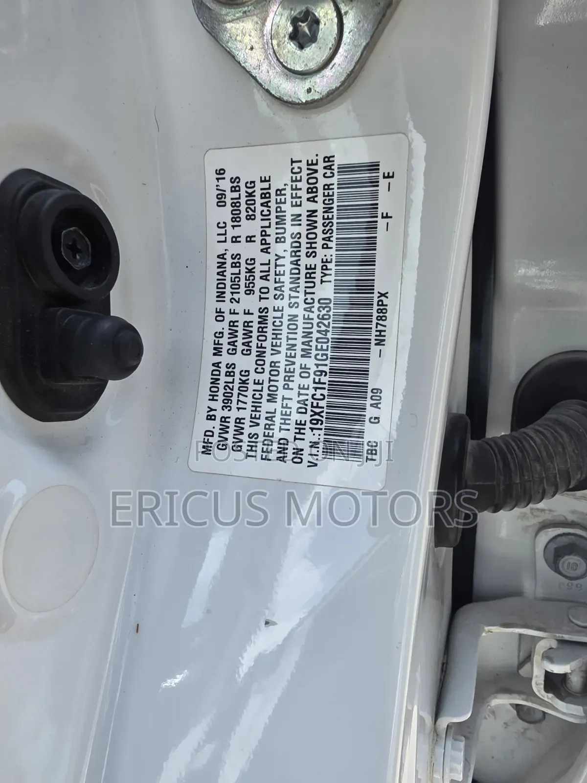Honda Civic Touring 4dr Sedan (1.5L 4cyl) 2016 White